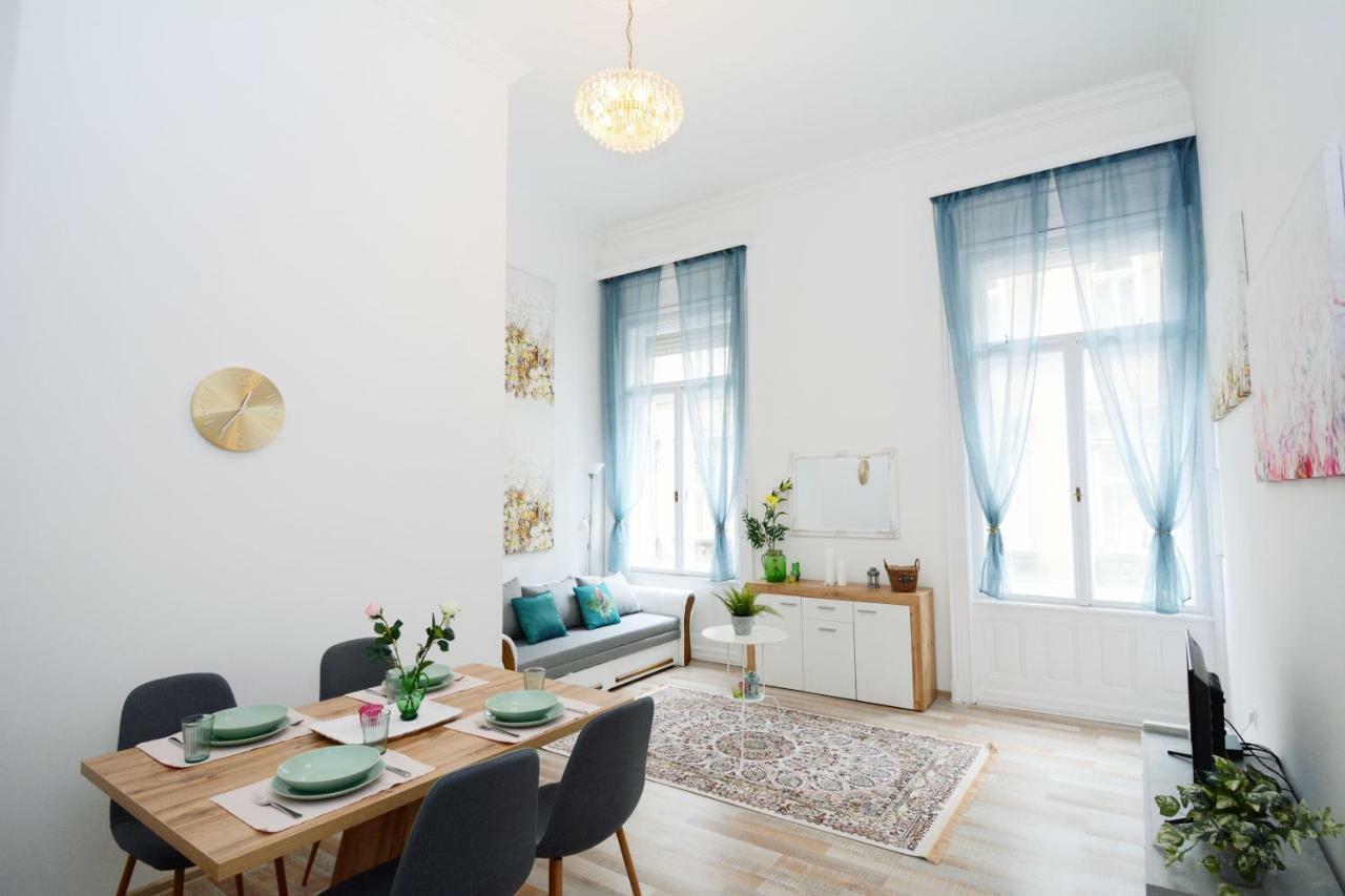 Lillybeth City Center Apartments Budapeşte Dış mekan fotoğraf