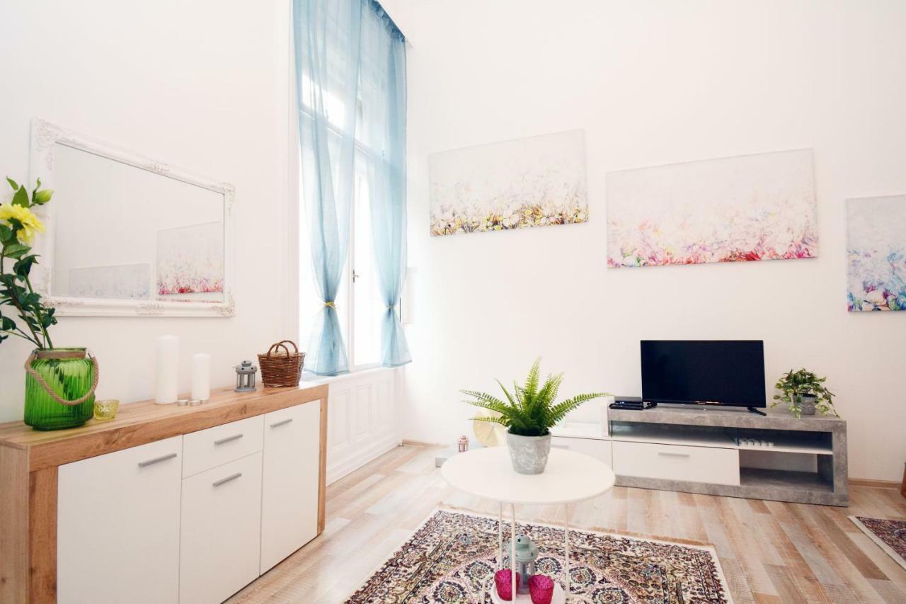 Lillybeth City Center Apartments Budapeşte Dış mekan fotoğraf