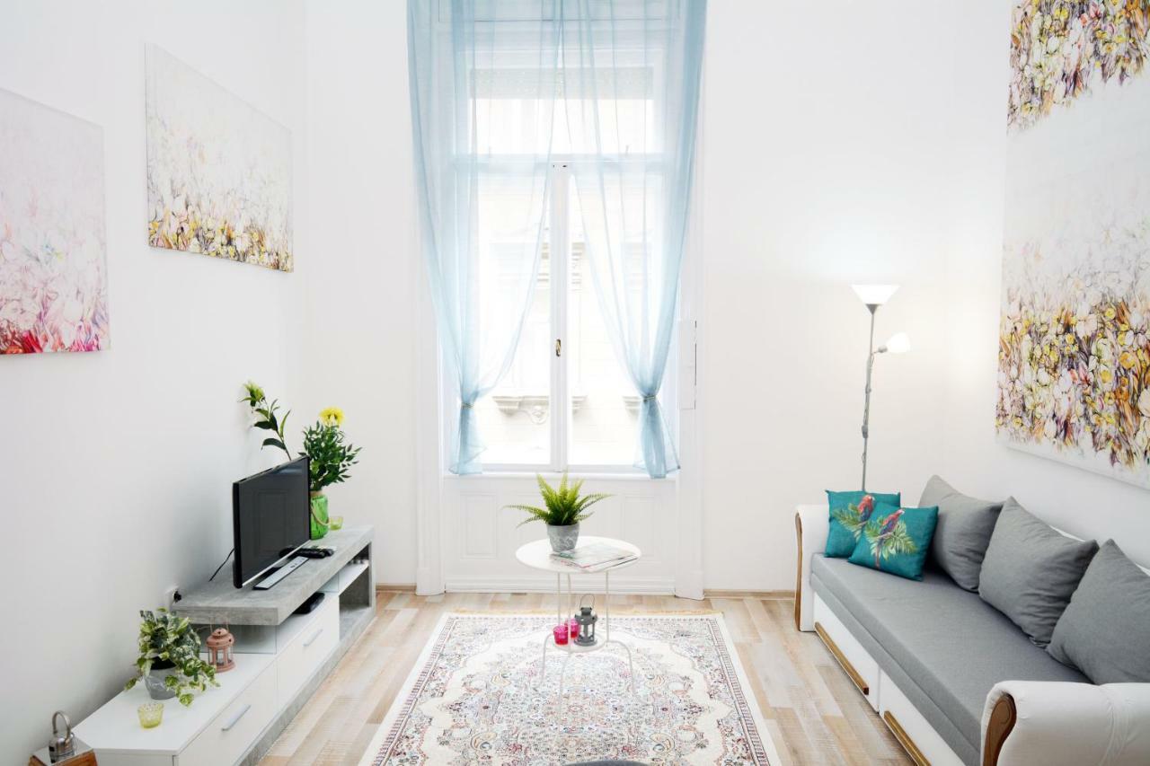 Lillybeth City Center Apartments Budapeşte Dış mekan fotoğraf